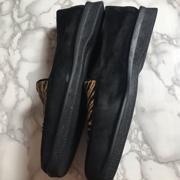 Stuart Weitzman Suede Loafers w/ Tiger Print - Picture 4 of 4